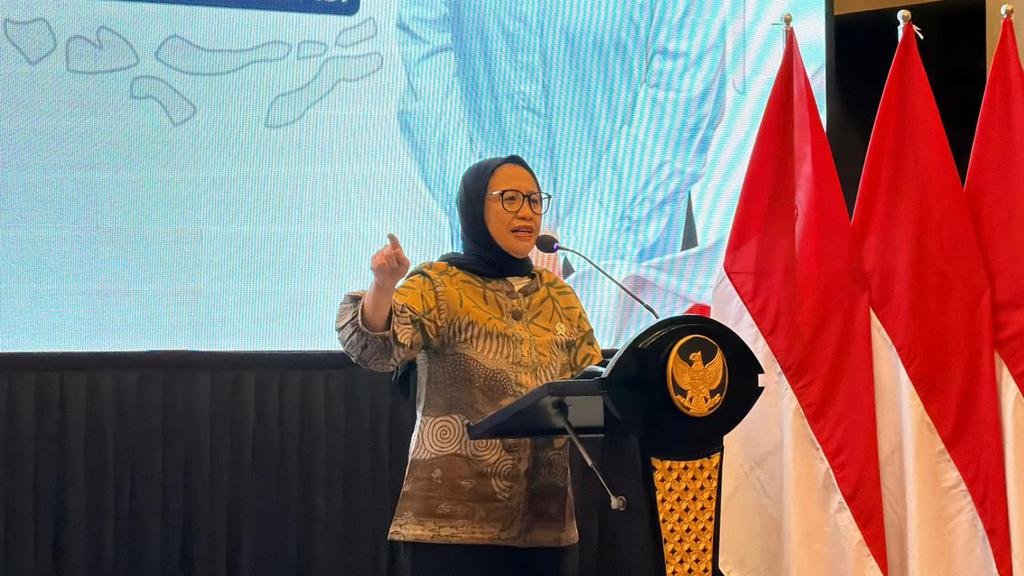 025929500_1765678870-Wakil_Kepala_BGN_Nanik_Sudaryati_Deyang